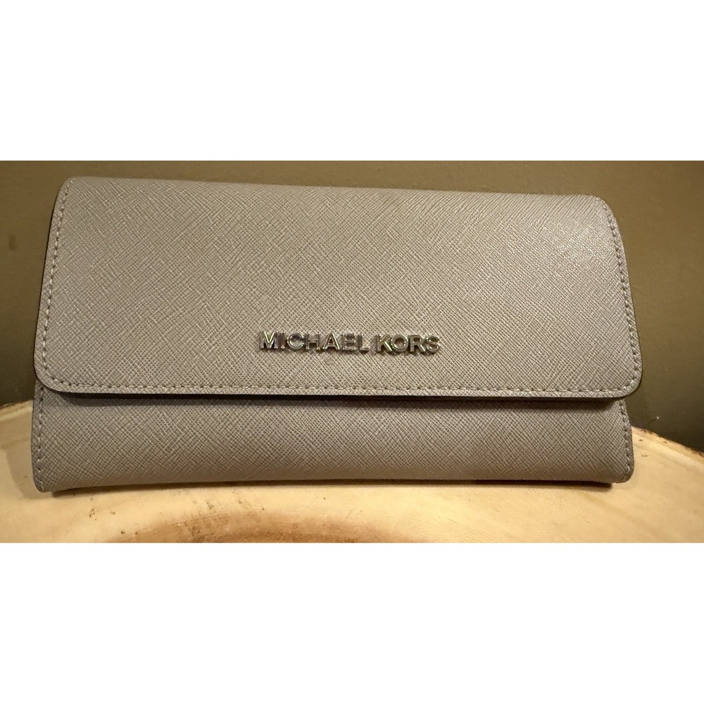 Michael Kors Jet Set Travel Saffiano Leather Flat Tri-Folding Wallet Grey